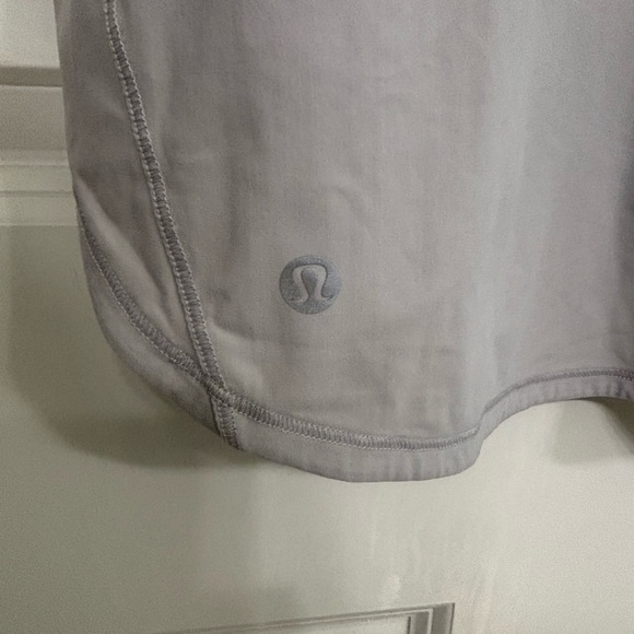 Lululemon Sculpt Tank Size 12 light grey - Picture 3 of 3
